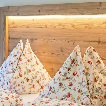Luxurious Apartment With Sauna In Koenigsleiten Валд им Пинцгау Екстериор снимка