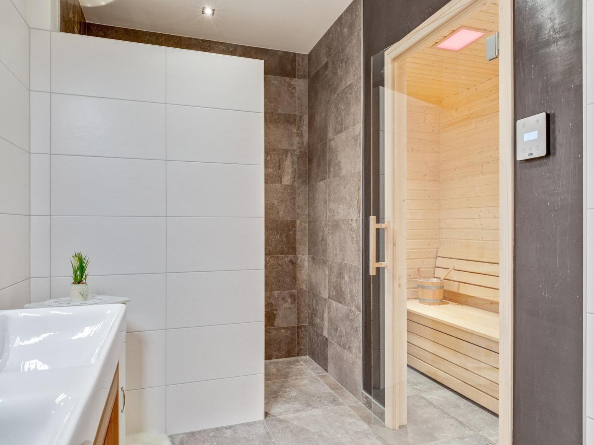 Luxurious Apartment With Sauna In Koenigsleiten Валд им Пинцгау Екстериор снимка