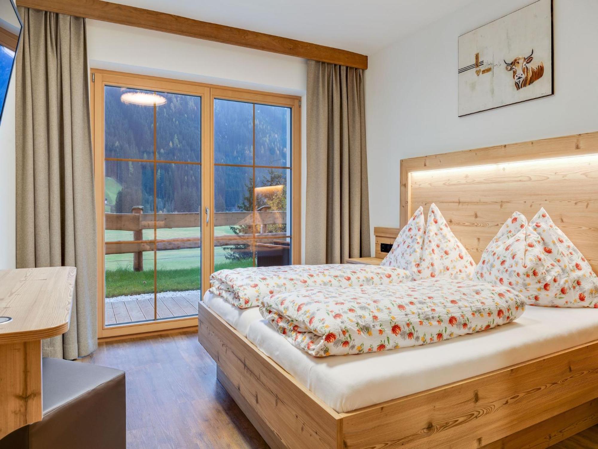 Luxurious Apartment With Sauna In Koenigsleiten Валд им Пинцгау Екстериор снимка
