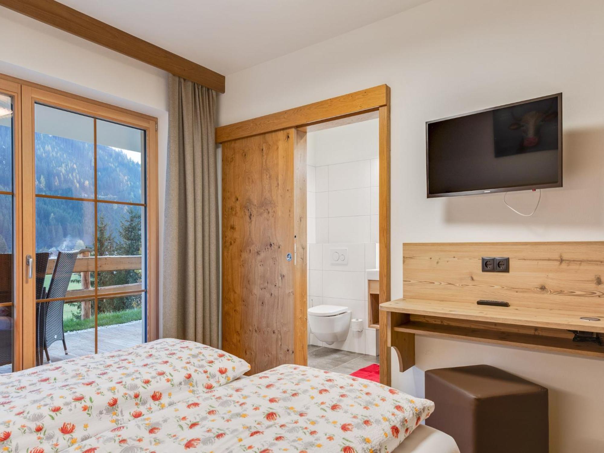 Luxurious Apartment With Sauna In Koenigsleiten Валд им Пинцгау Екстериор снимка
