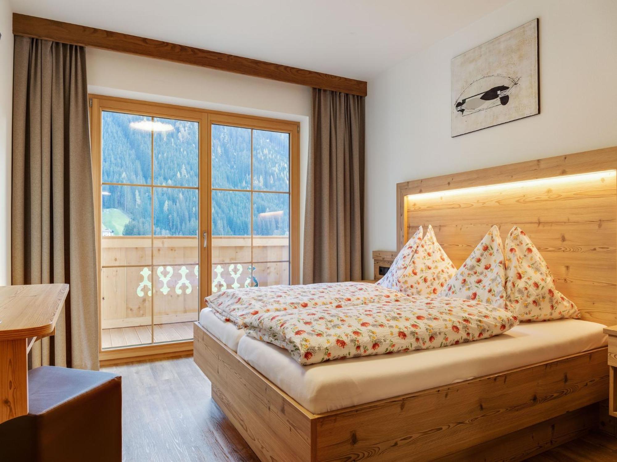 Luxurious Apartment With Sauna In Koenigsleiten Валд им Пинцгау Екстериор снимка